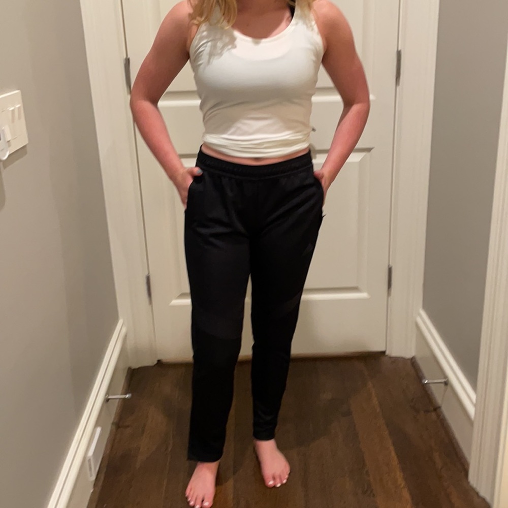Adidas women’s black jogging pants w zipper@ankle